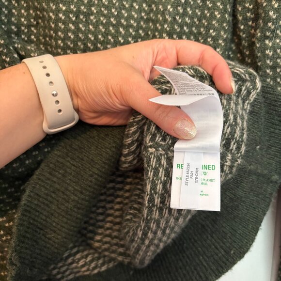 Men's J. Crew Factory Lambswool Blend Bird's-eye Stitch Crew Neck Sweater - L - Picture 3 of 6